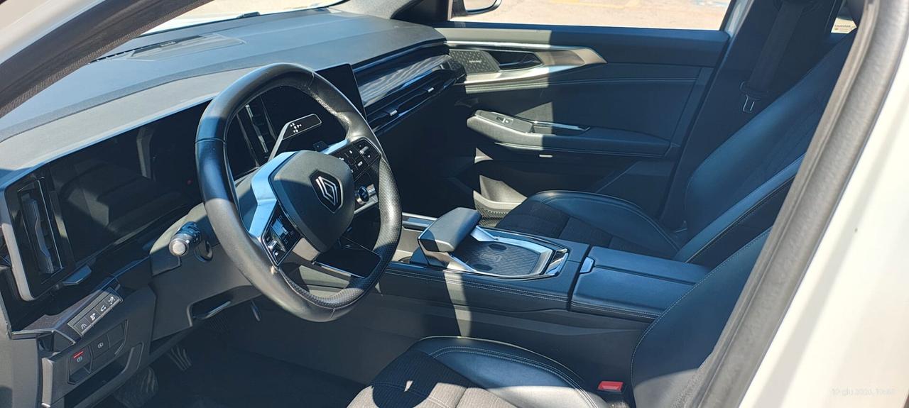 Renault Austral 1.2 E-Tech full hybrid 200cv Iconic Auto
