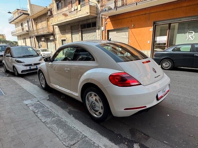 Volkswagen Maggiolino 1.6 TDI Design