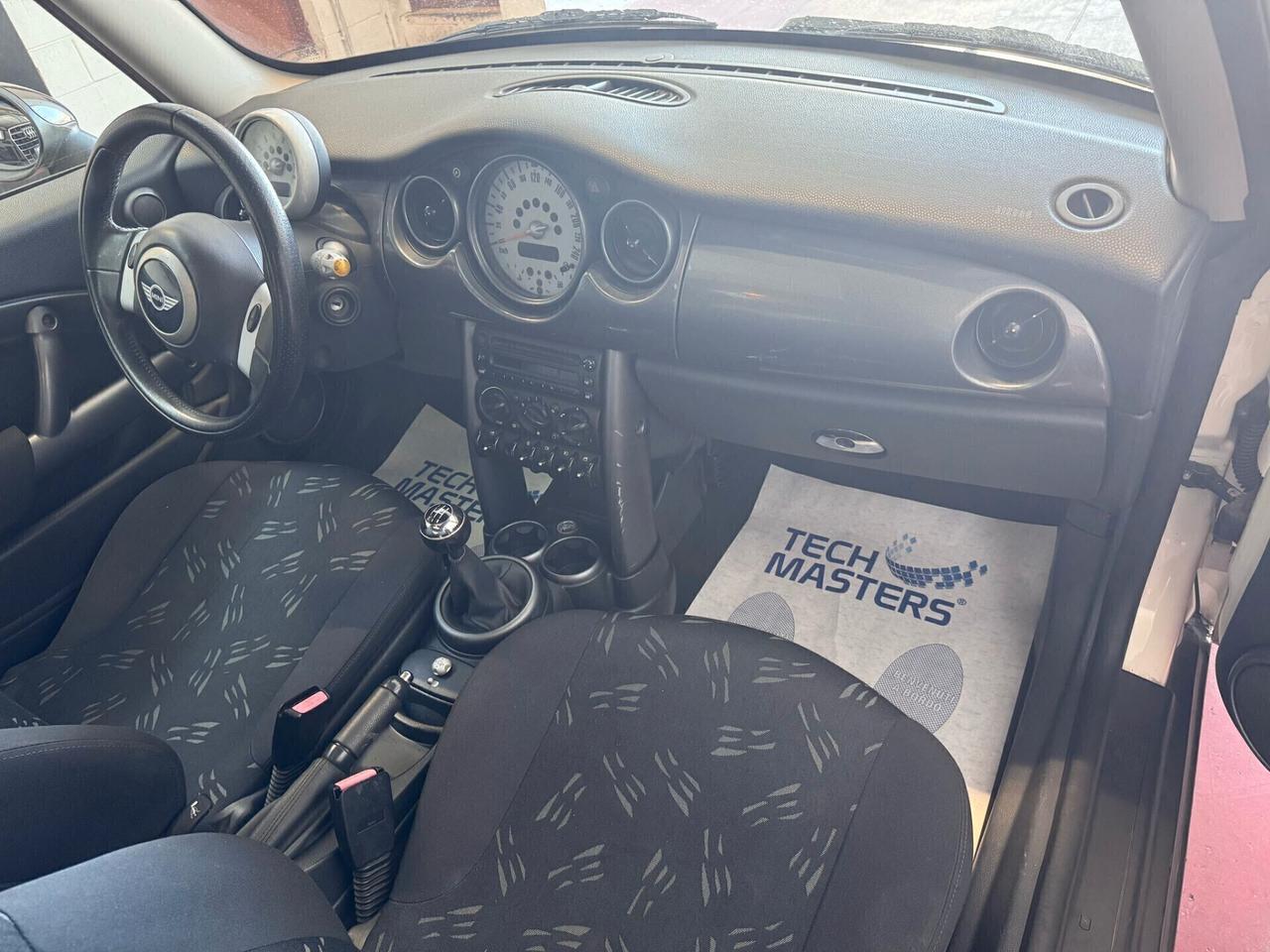 Mini Mini 1.6 16V One de luxe BENZINA NEOPAT