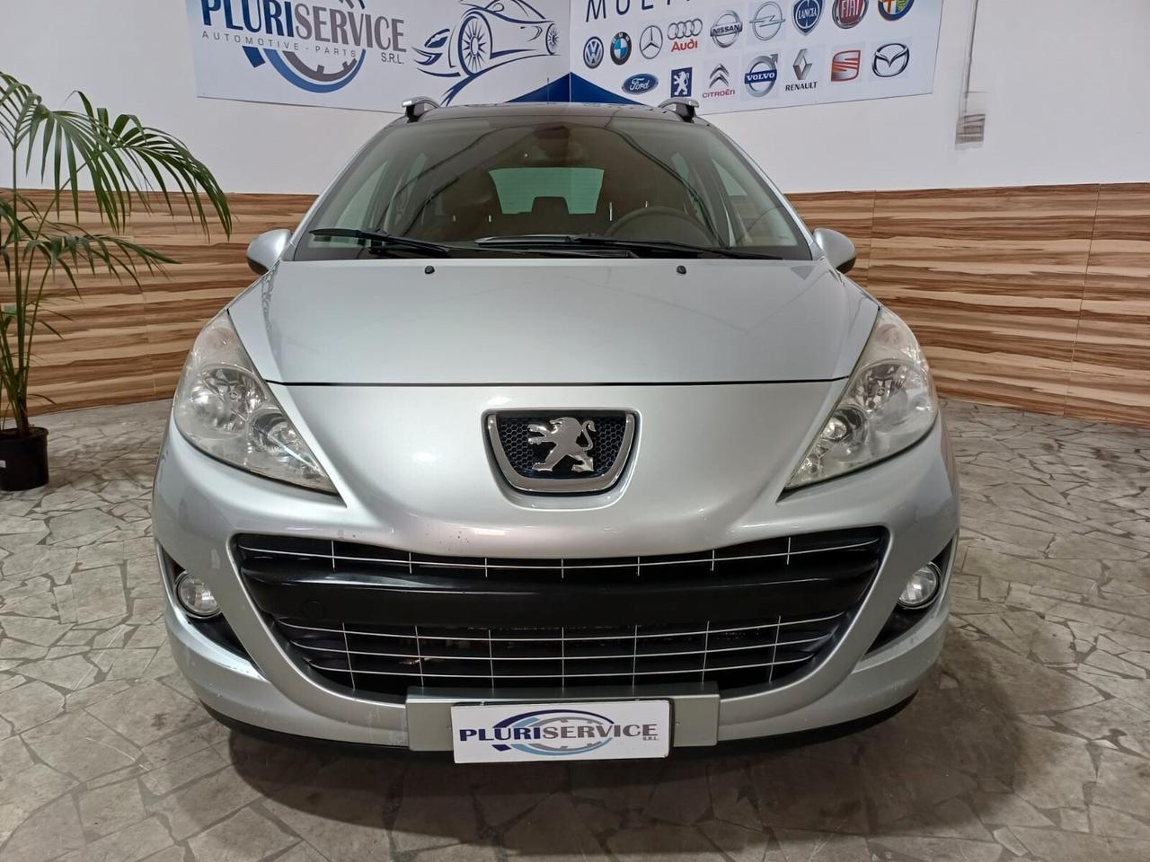 Peugeot 207 SW 1.6 HDi TETTO PANORAMICO - 2012