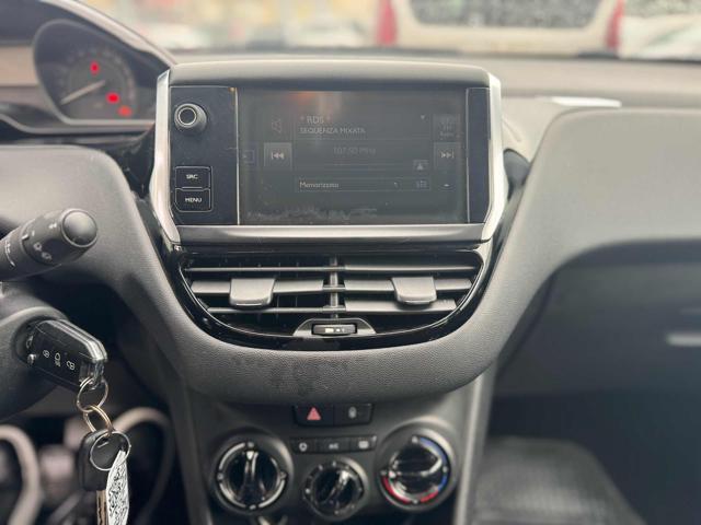 PEUGEOT 208 1.2 82cv Allure