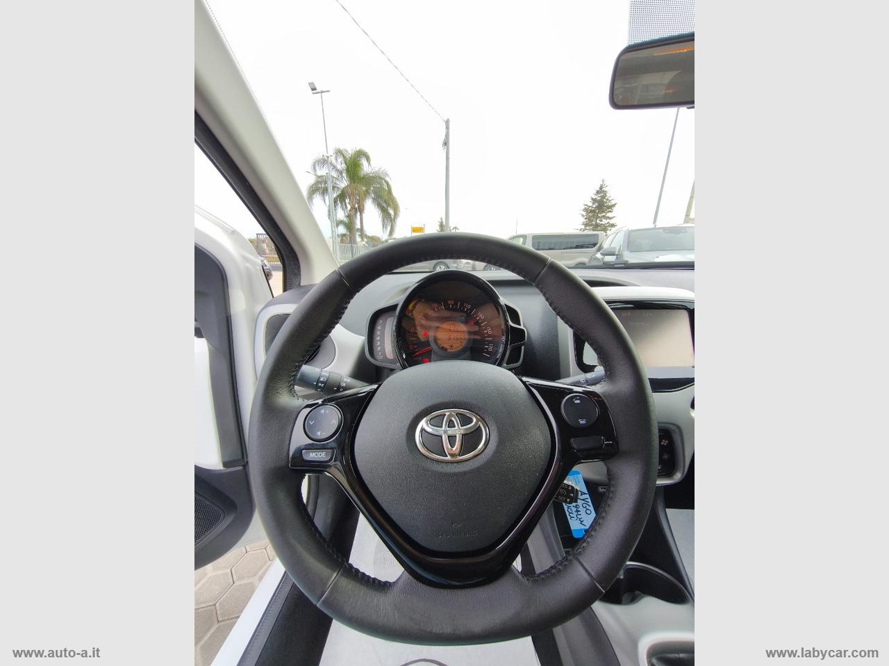 TOYOTA Aygo 1.0 VVT-i 69 CV 5p. x-pure