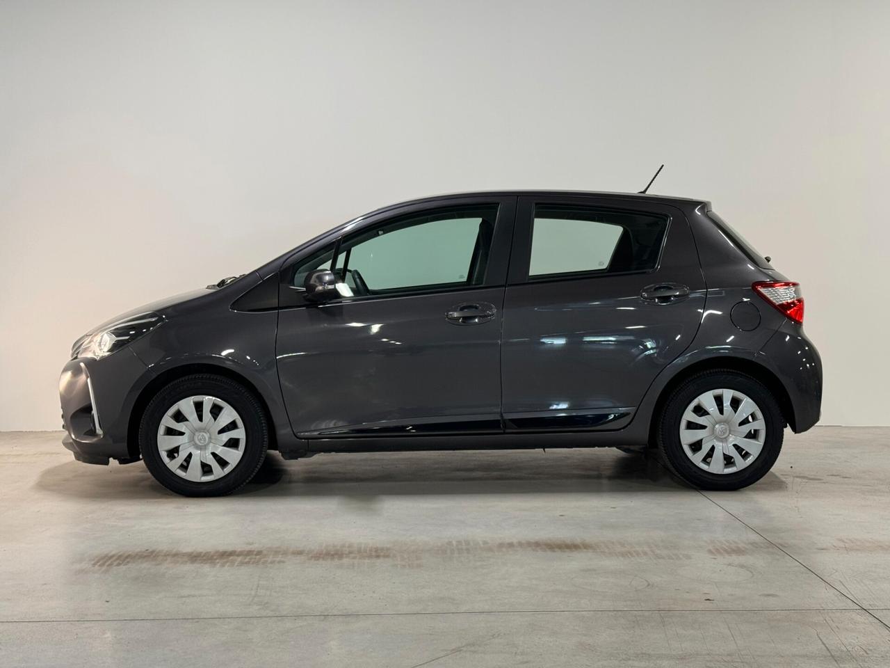 Toyota Yaris 1.0 5 porte Active