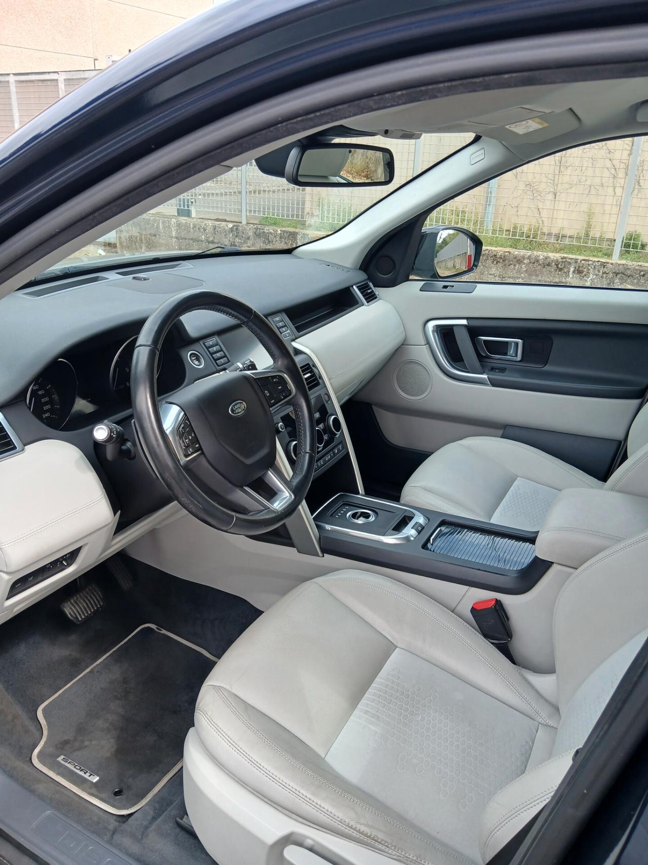 Land Rover Discovery Sport 2.0 TD4 150 CV 11600€