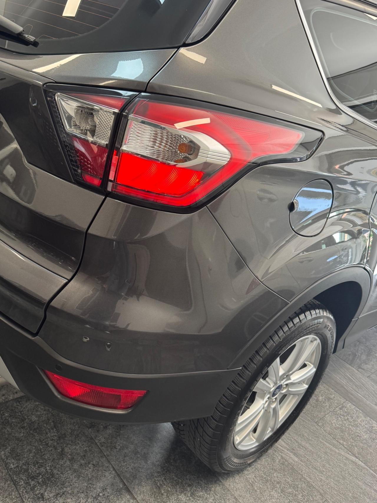 Ford Kuga 1.5 TDCI 120 CV S&S 2WD Titanium