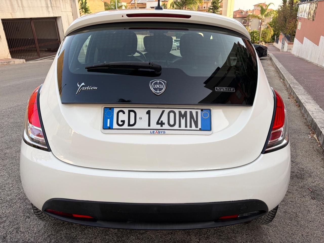 Lancia Ypsilon 1.0 FireFly benz ideale per neopate