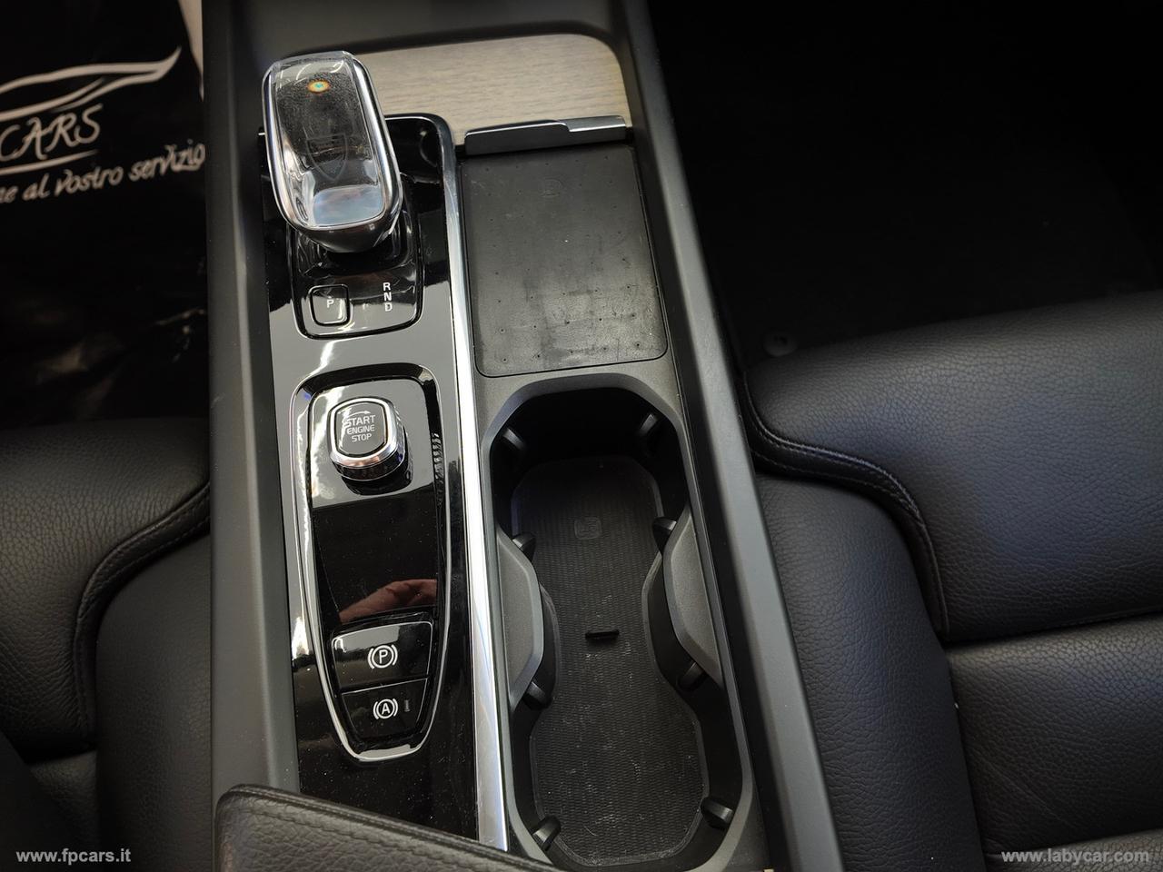 VOLVO XC60 B4