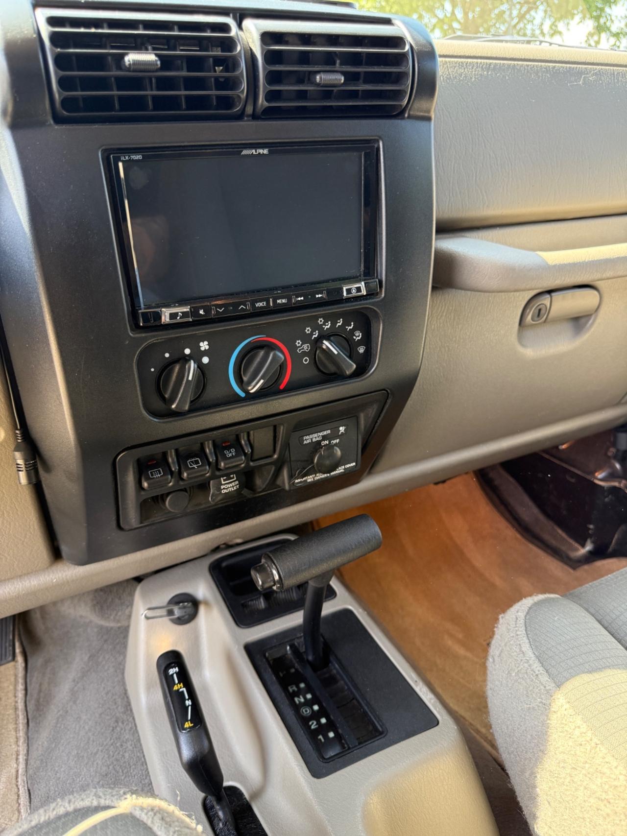 Jeep Wrangler 4.0 Sahara “Gan. Traino” 2003
