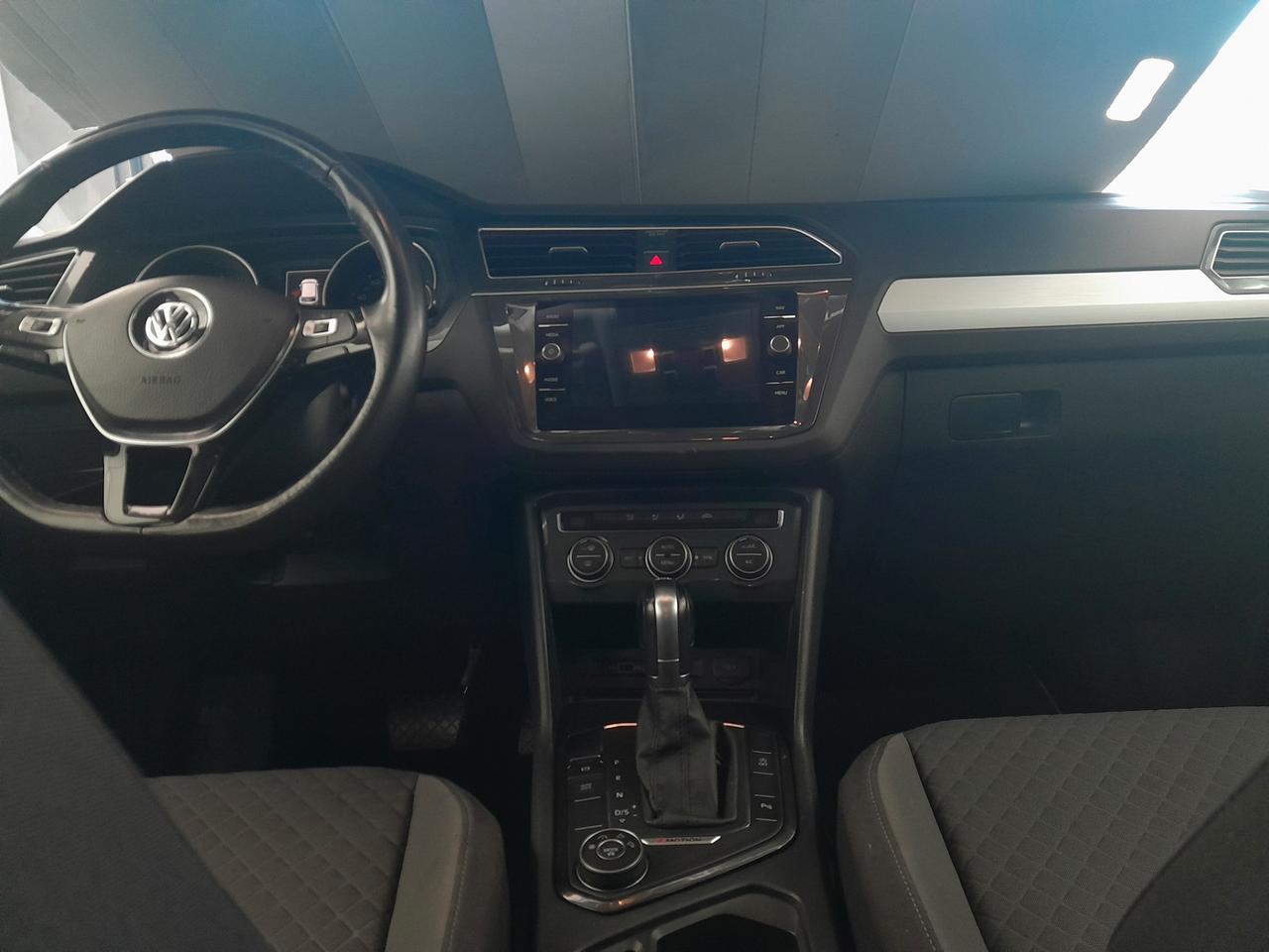Volkswagen Tiguan 2.0 TDI SCR DSG Business BlueMotion Technology
