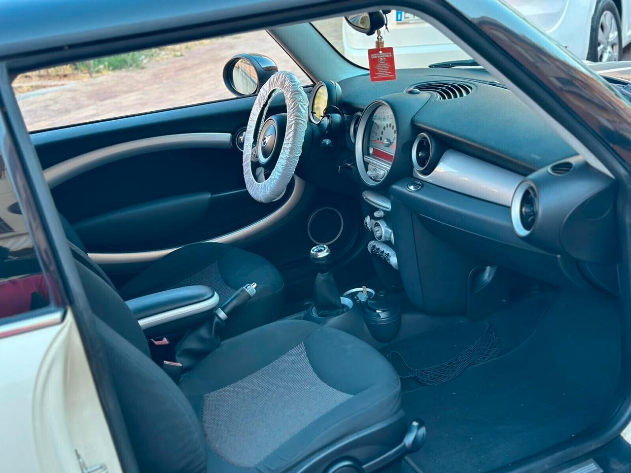 Mini 1.6 16V Cooper D Chili FULL...