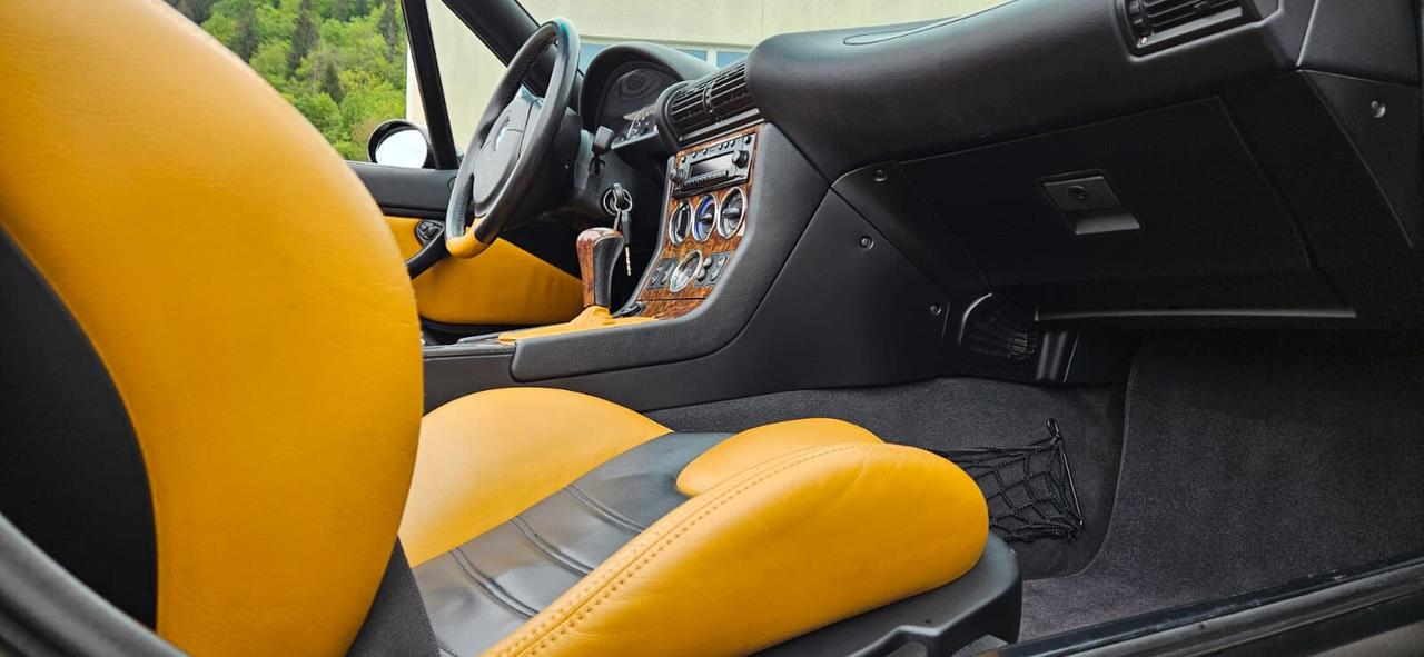 Bmw 2.2 Roadster Kyalami Individual