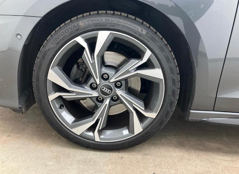 Audi A3 SPB 35 TDI S tronic S line edition in&out