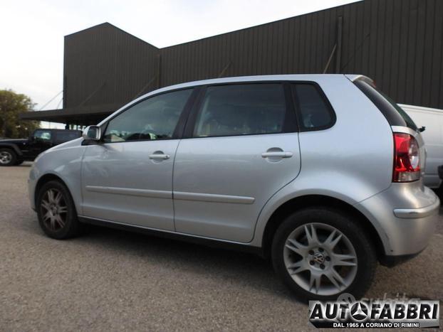 VOLKSWAGEN - Polo - 1.2/64CV 12V 5p. Comfortline