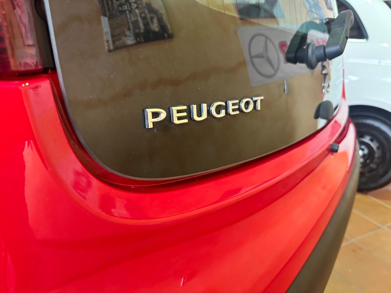 Peugeot 107 1.0 68CV 3p. Active neopatentati