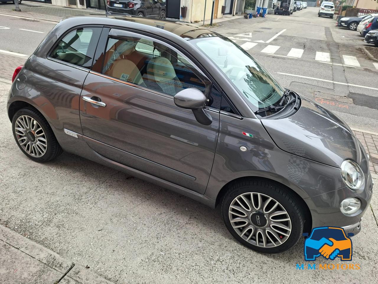 FIAT 500 lounge neo patentati