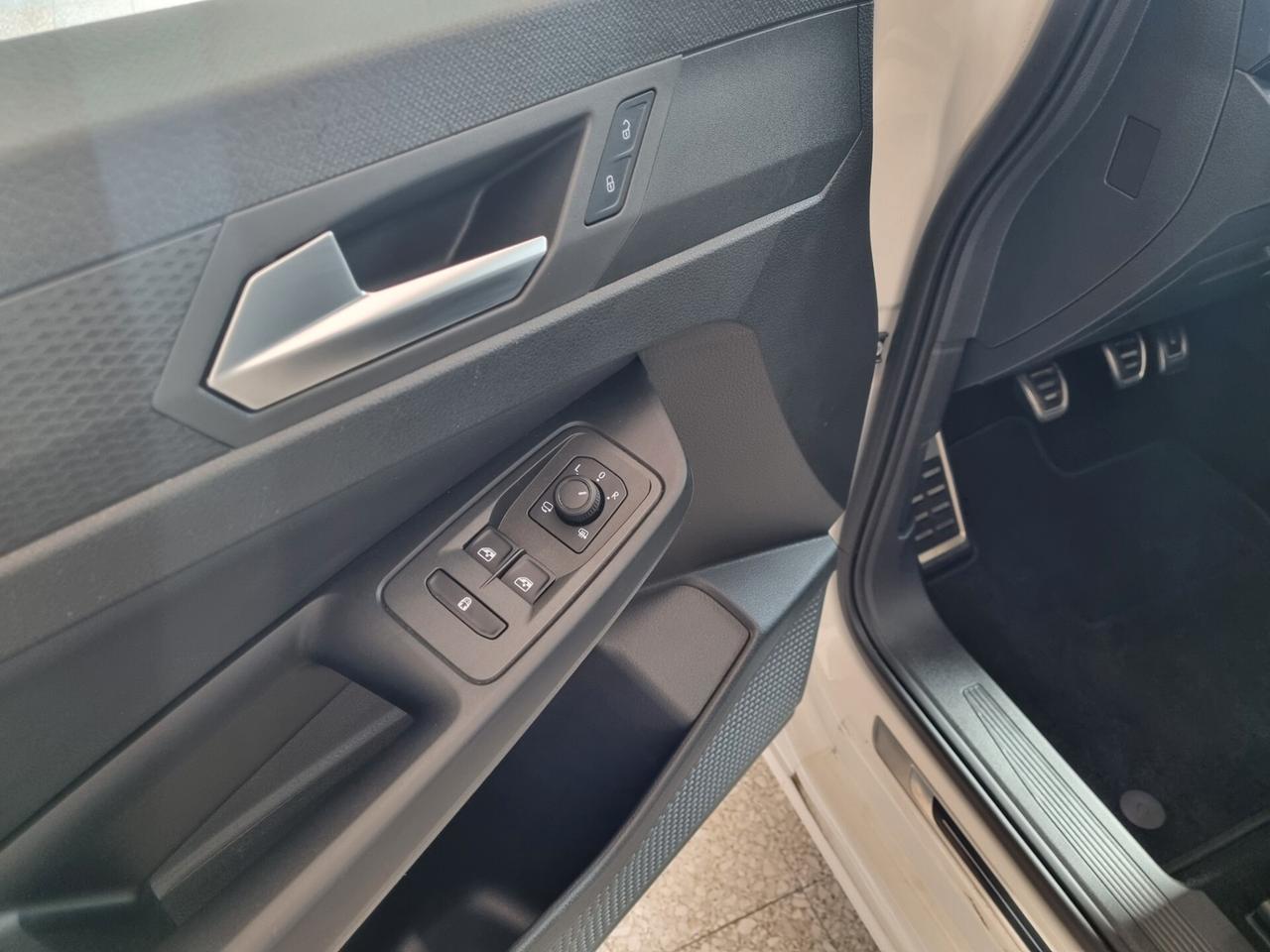 Volkswagen Caddy 1.5 TGI 130cv Style Maxi UNICA IN TUTTA EUROPA!