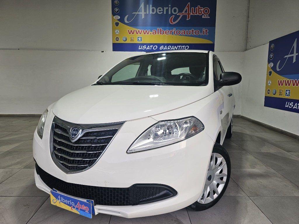 Lancia Ypsilon 1.2 69 CV 5 porte Silver