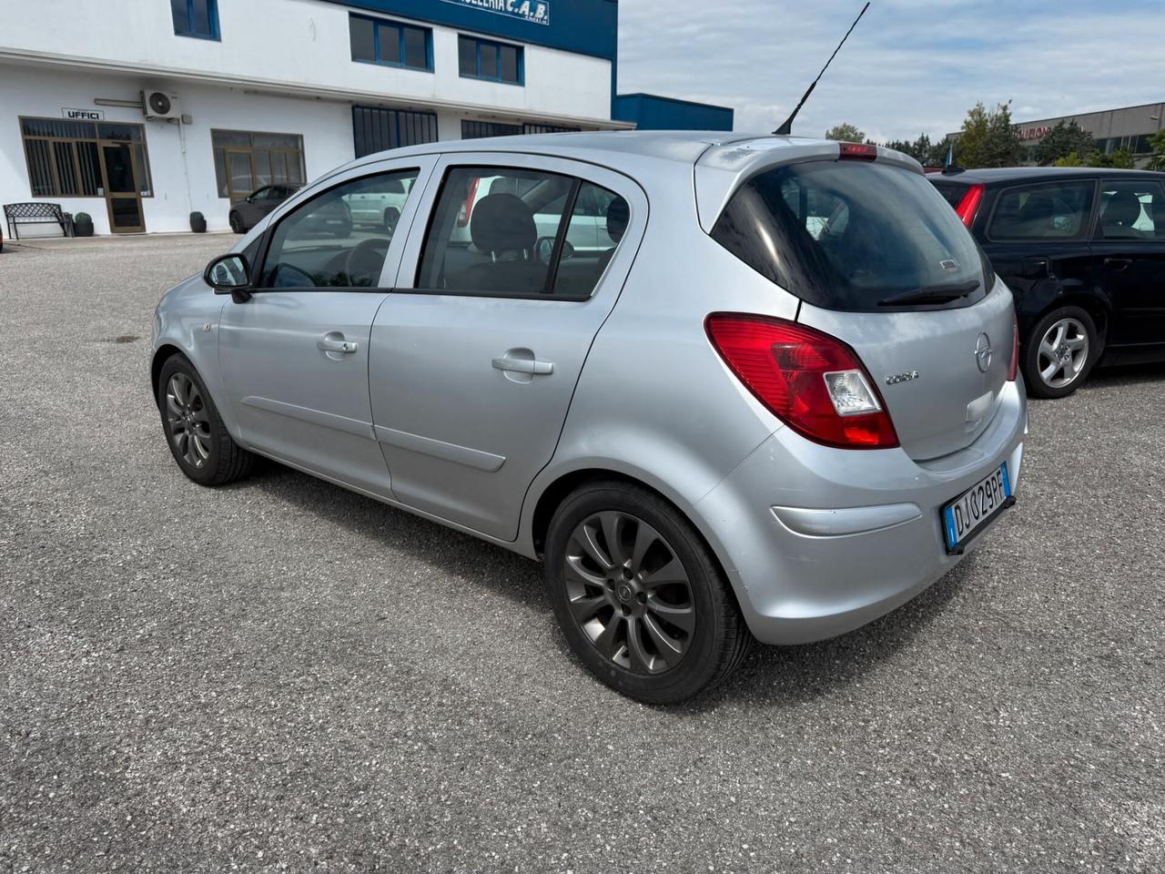 Opel Corsa 1.2 Benz. 5 porte Km130678!!!