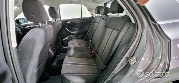 Volkswagen T-ROC 1.6 tdi CR Style 116cv anno 2019