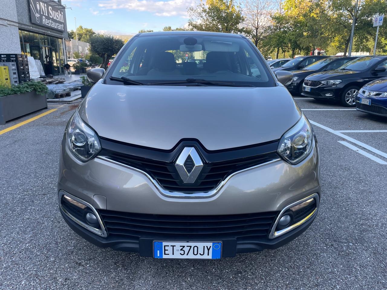 Renault Captur 1.5 dCi 8V 90 CV*Neopatentati*Automatik*Cerchi*