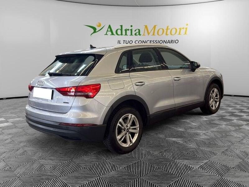 Audi Q3 35 TDI quattro S tronic Business Advanced