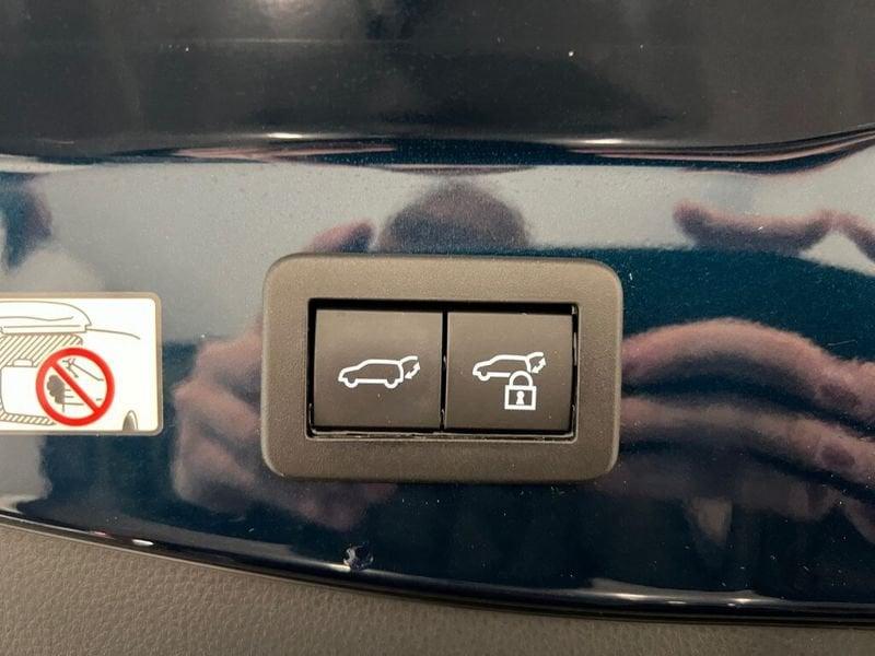 Toyota C-HR (2023-->) 1.8 HV Lounge