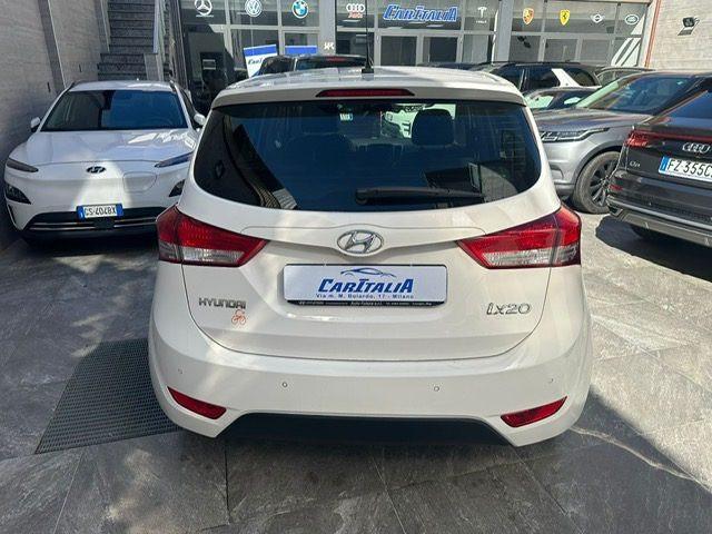 HYUNDAI iX20 1.6 125 CV Style cambio automatico