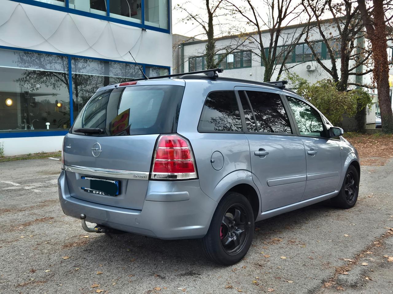 ZAFIRA 7 POSTI GANCIO TRAINO GARANZIA 12 MESI