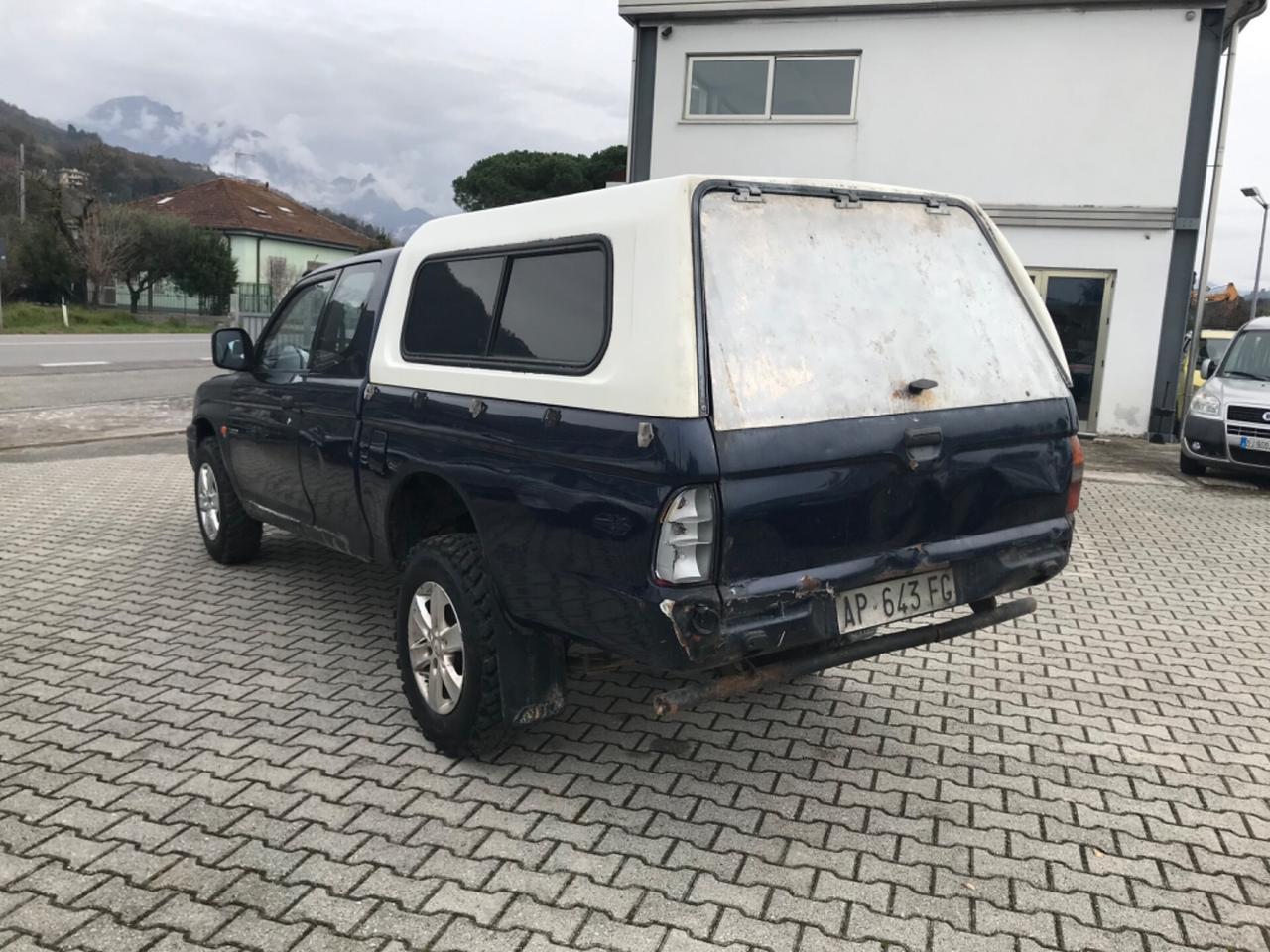 Mitsubishi L200 2.5 TDI 4WD Club Cab Pick-up GLX