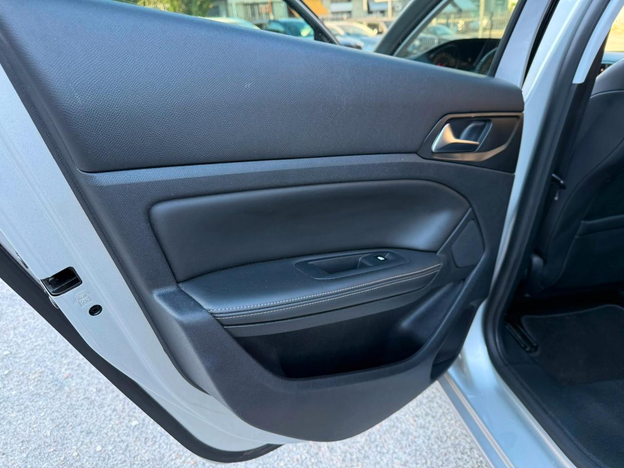 Peugeot 308 BlueHDi 120 S&S