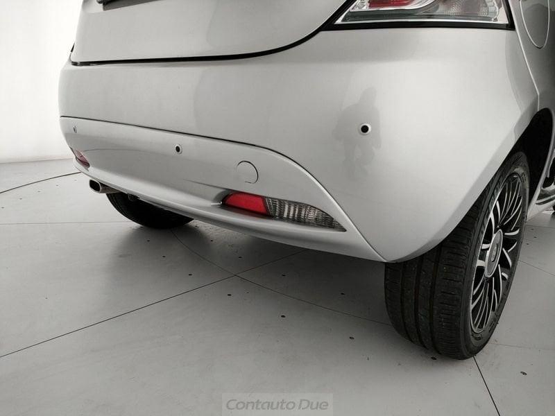 Lancia Ypsilon Ypsilon 1.2 Silver Gpl 69cv