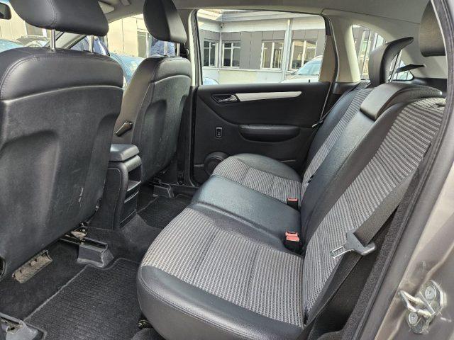 MERCEDES-BENZ B 180 CDI Sport