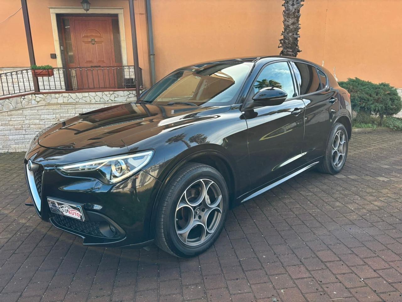 Alfa Romeo Stelvio 2.2 Turbodiesel 180 CV AT8 RWD Super/-