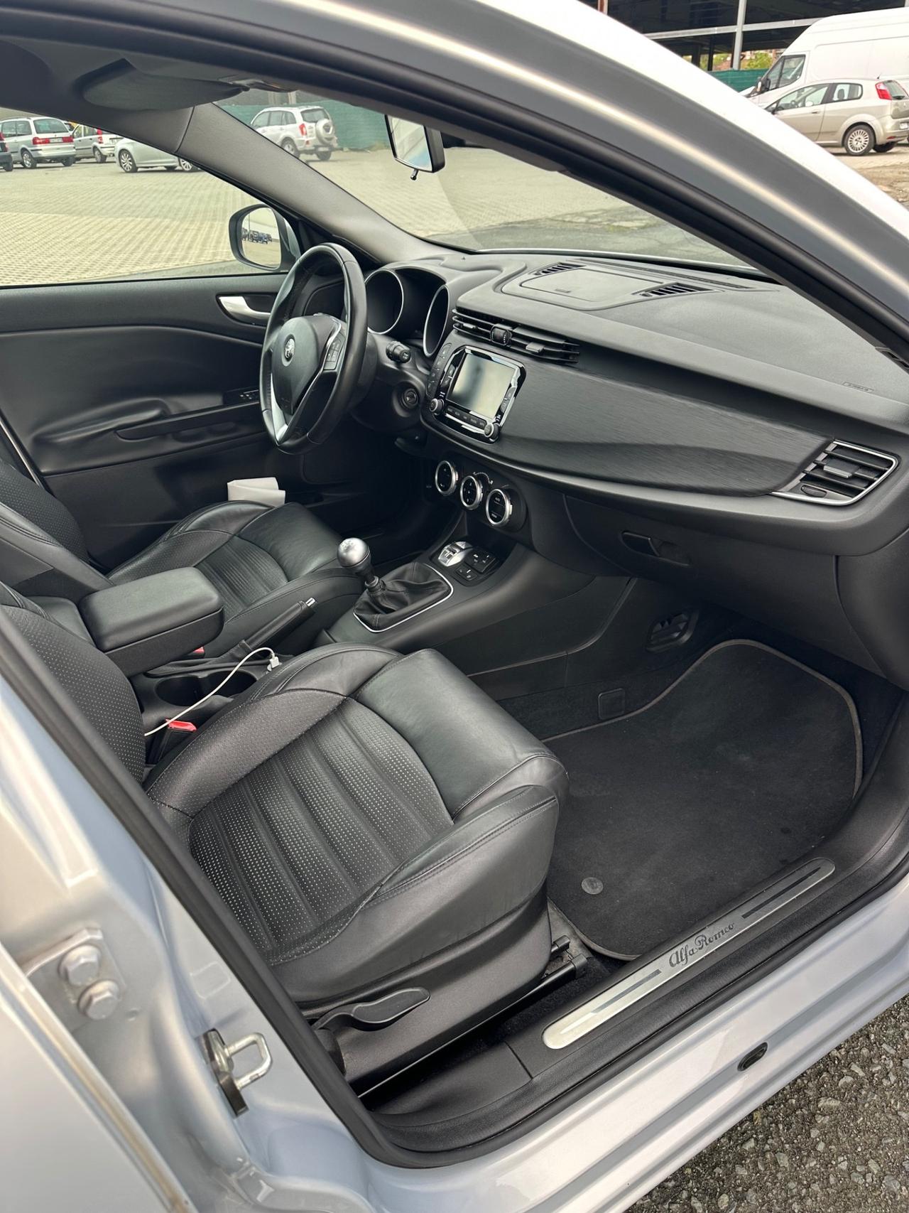 Alfa Romeo Giulietta 2.0 JTDm-2 150 CV Exclusive