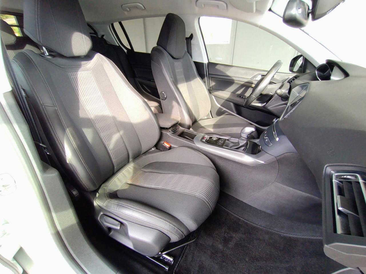Peugeot 308 BlueHDi 120 S&S Business