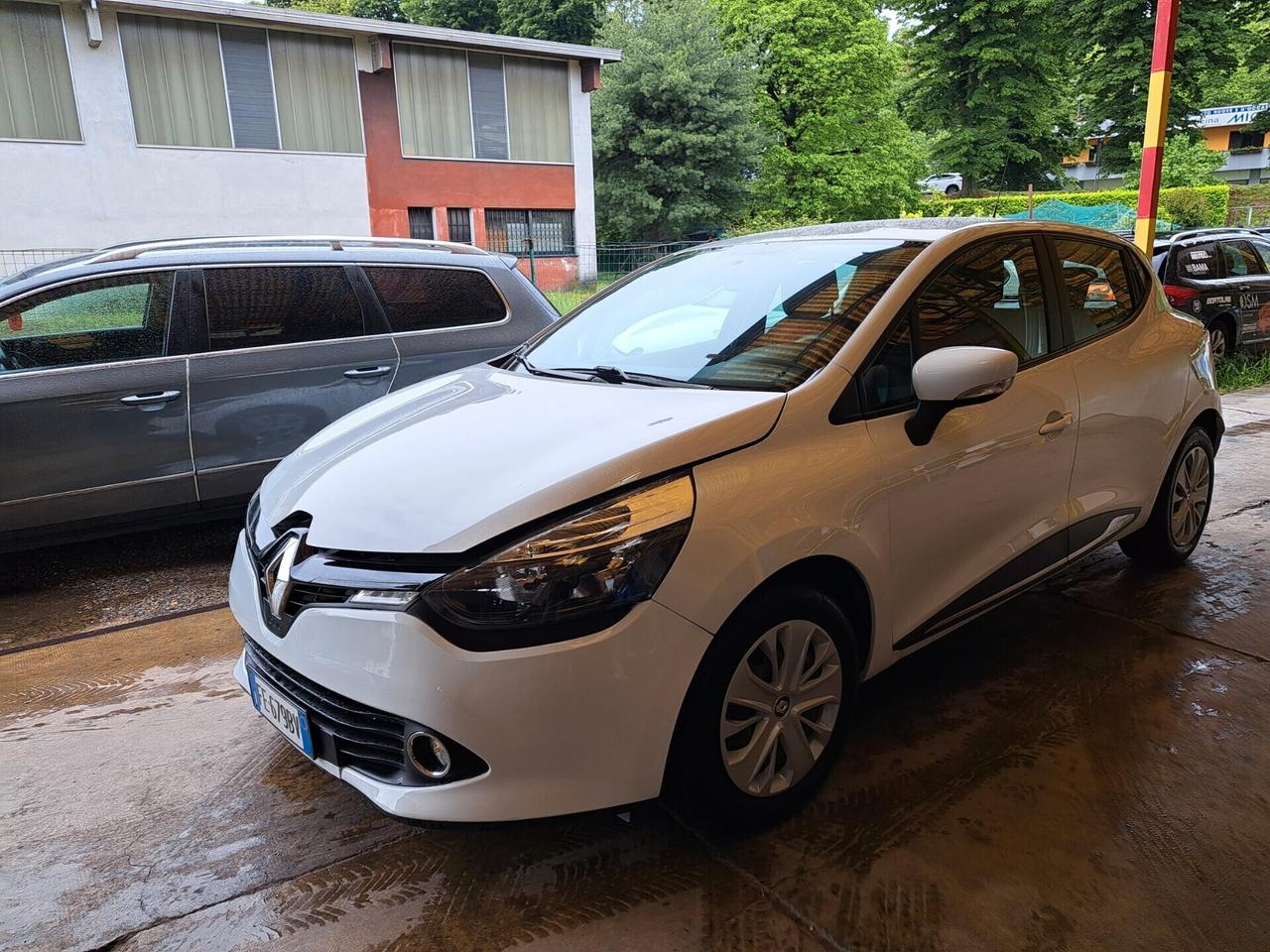 Renault Clio dCi 8V 75CV Start&Stop 5 porte Energy Life-NEOPATENTATI