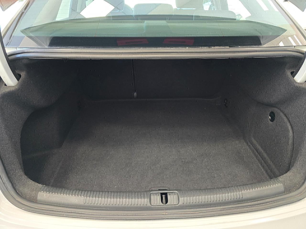 Audi A3 Sedan 1.6 TDI 110cv Ambition