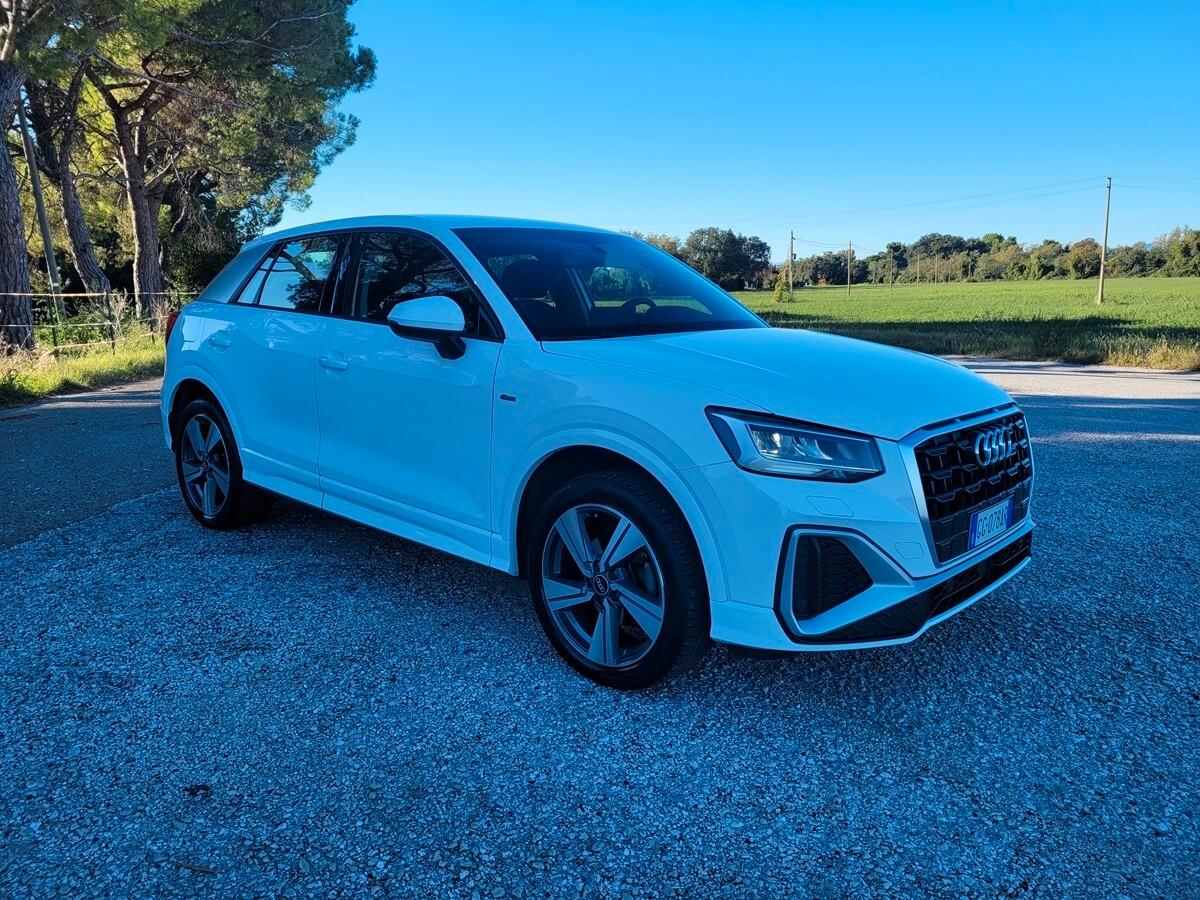 Audi Q2 30 TDI S line Edition