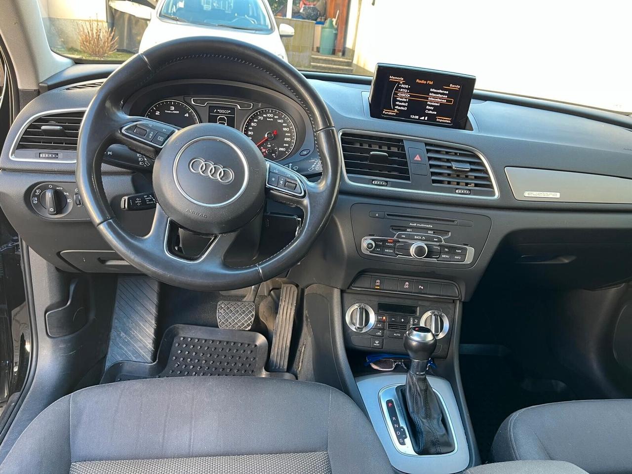 Audi Q3 2.0 TDI quattro Advanced S TRONIC - TETTO