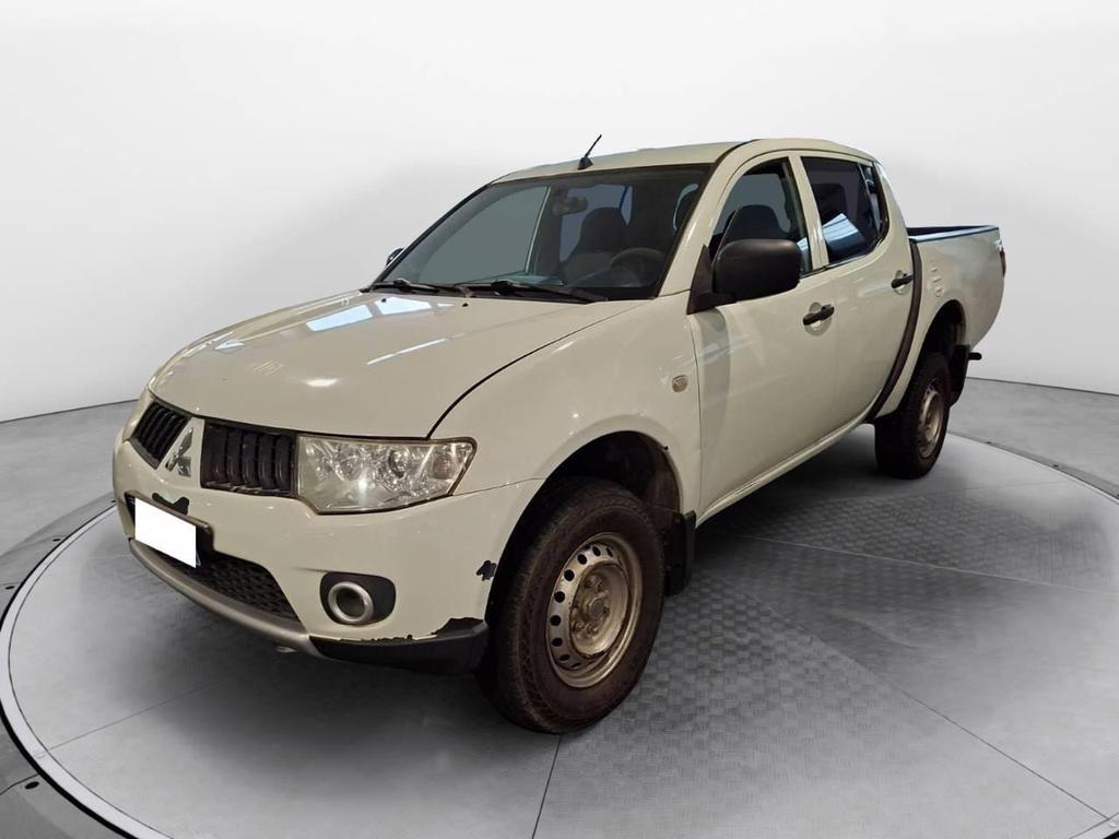 Mitsubishi L200 Double Cab 2.5 DI-D Invite Plus