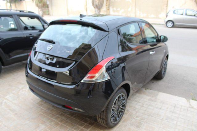 LANCIA Ypsilon 1.0 FireFly 5 porte S&S Hybrid Gold-km0