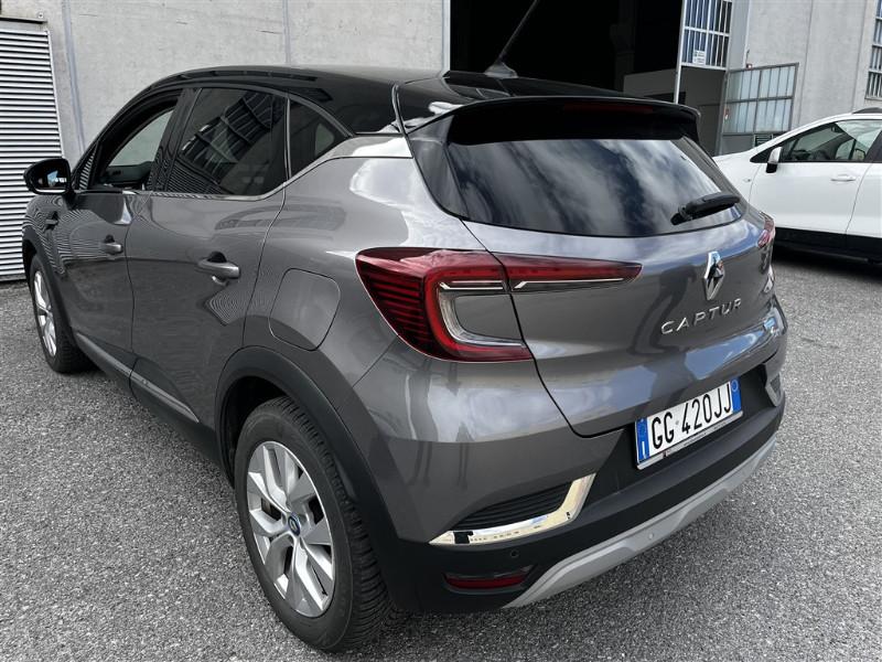 Renault Captur 1.6 E-Tech phev Intens 160cv auto my21