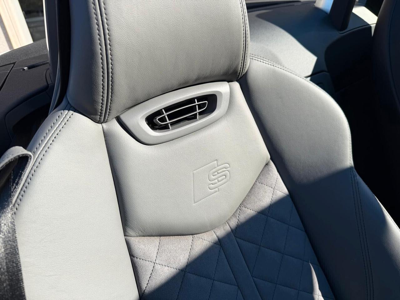 Audi TT Roadster 2.0 TFSI S tronic S line