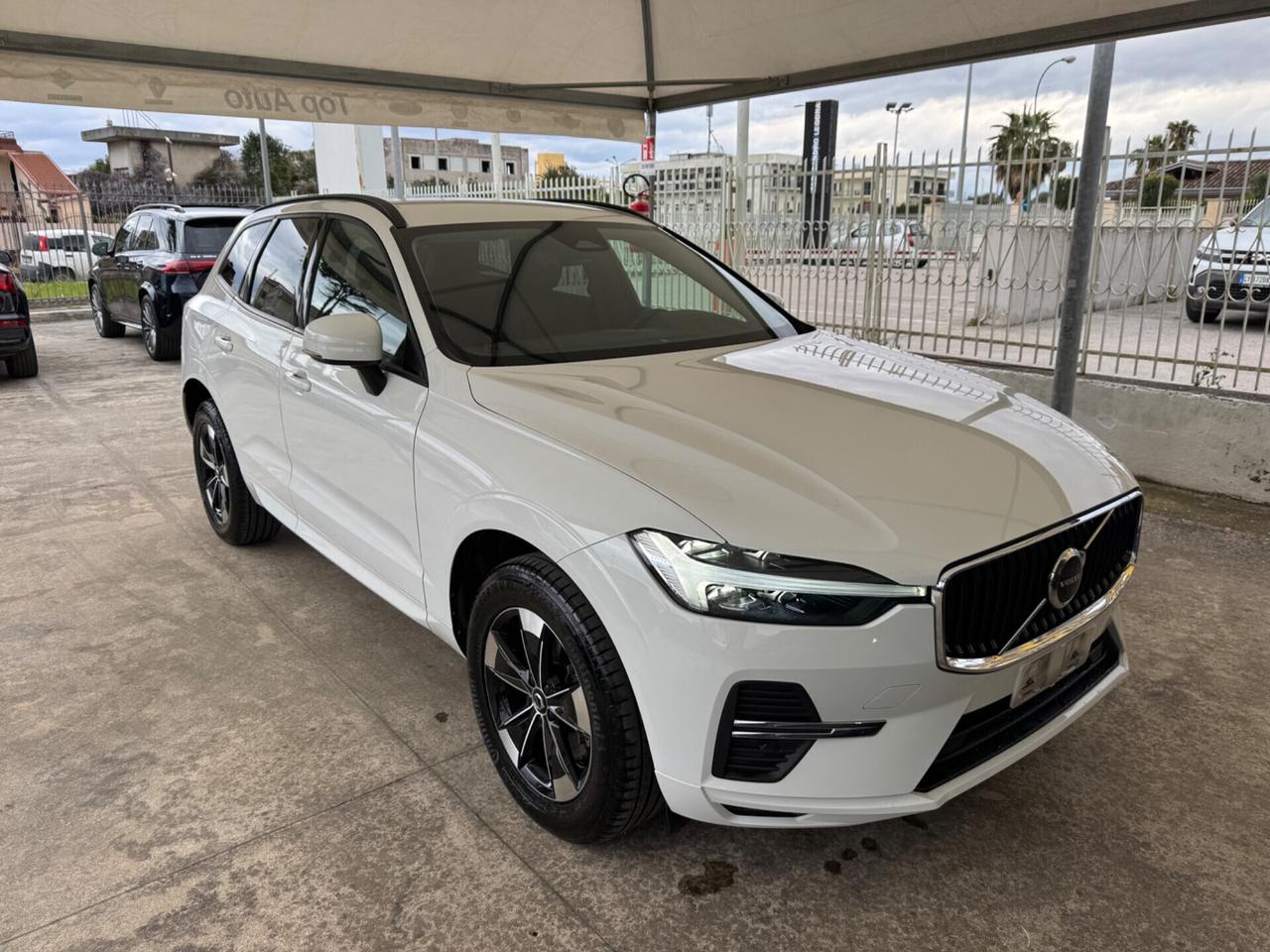 VOLVO XC60 B4 AWD MILD HYBRID MOMENTUM - 2021