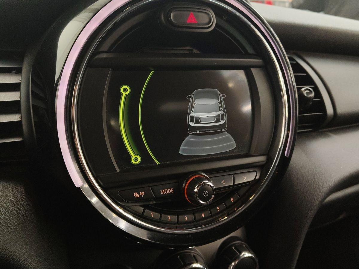 MINI Mini IV F55-F56 2014 - Mini 1.2 One 75cv 3p