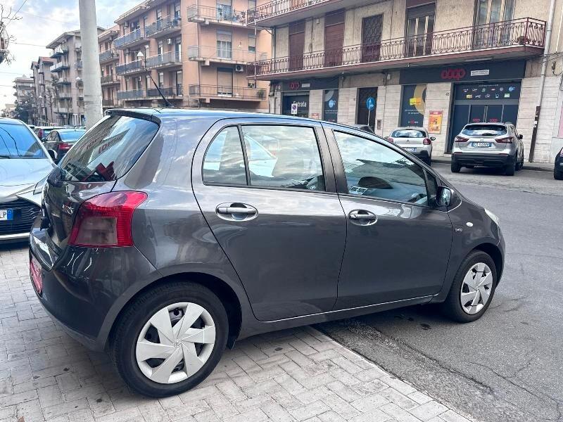 Toyota Yaris 1.4 D-4D 5 porte Navi