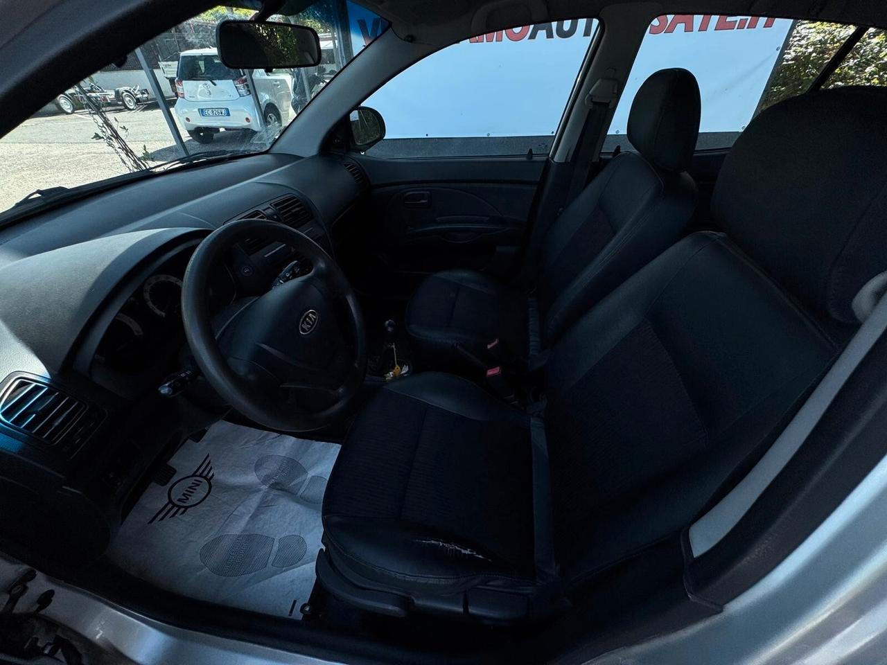 Kia Picanto 1.0 12V Town Bi-Fuel
