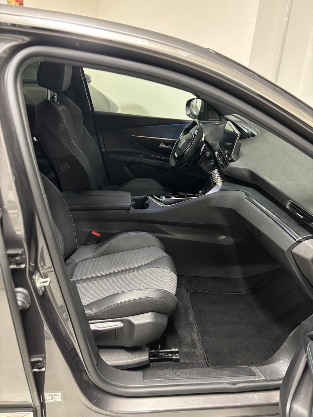 Peugeot 3008 BlueHDi 130 S&S EAT8 Allure Pack