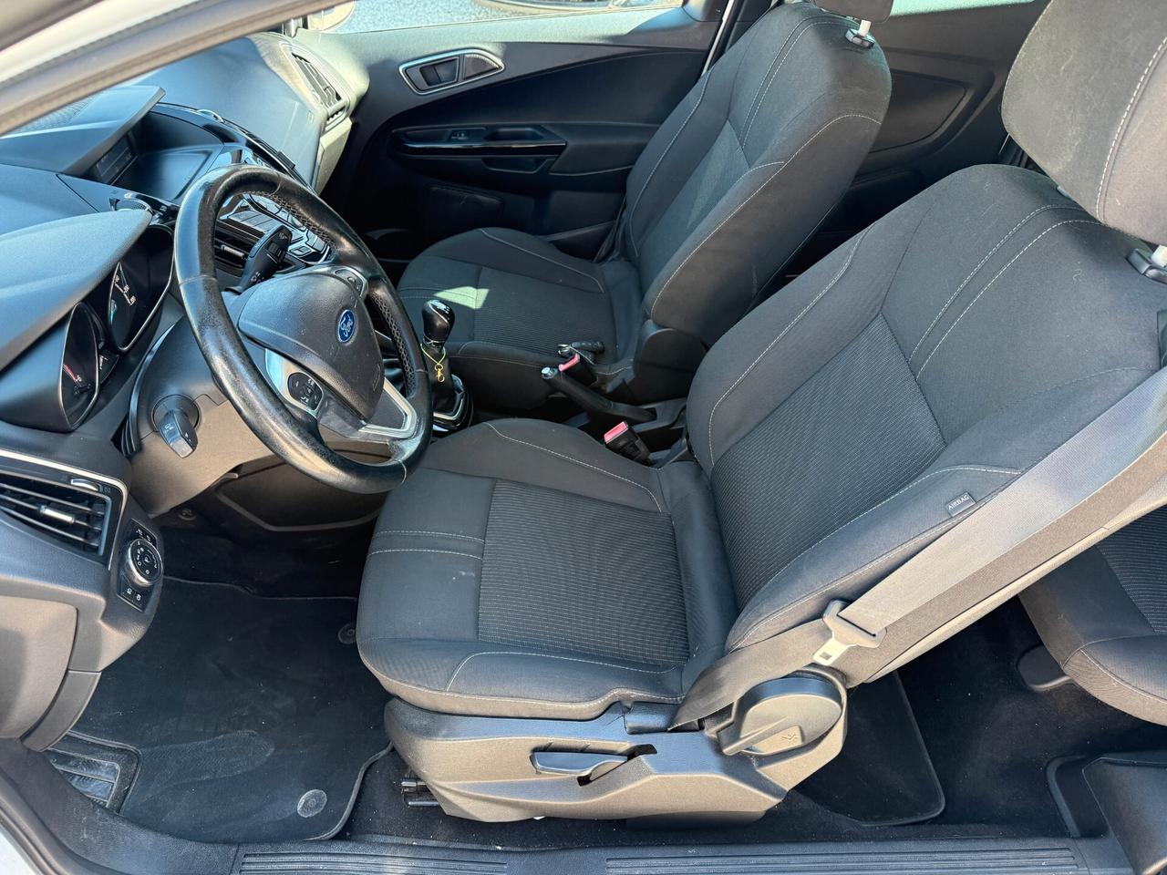 Ford B-Max 1.5 TDCi 75 CV Business Titanium