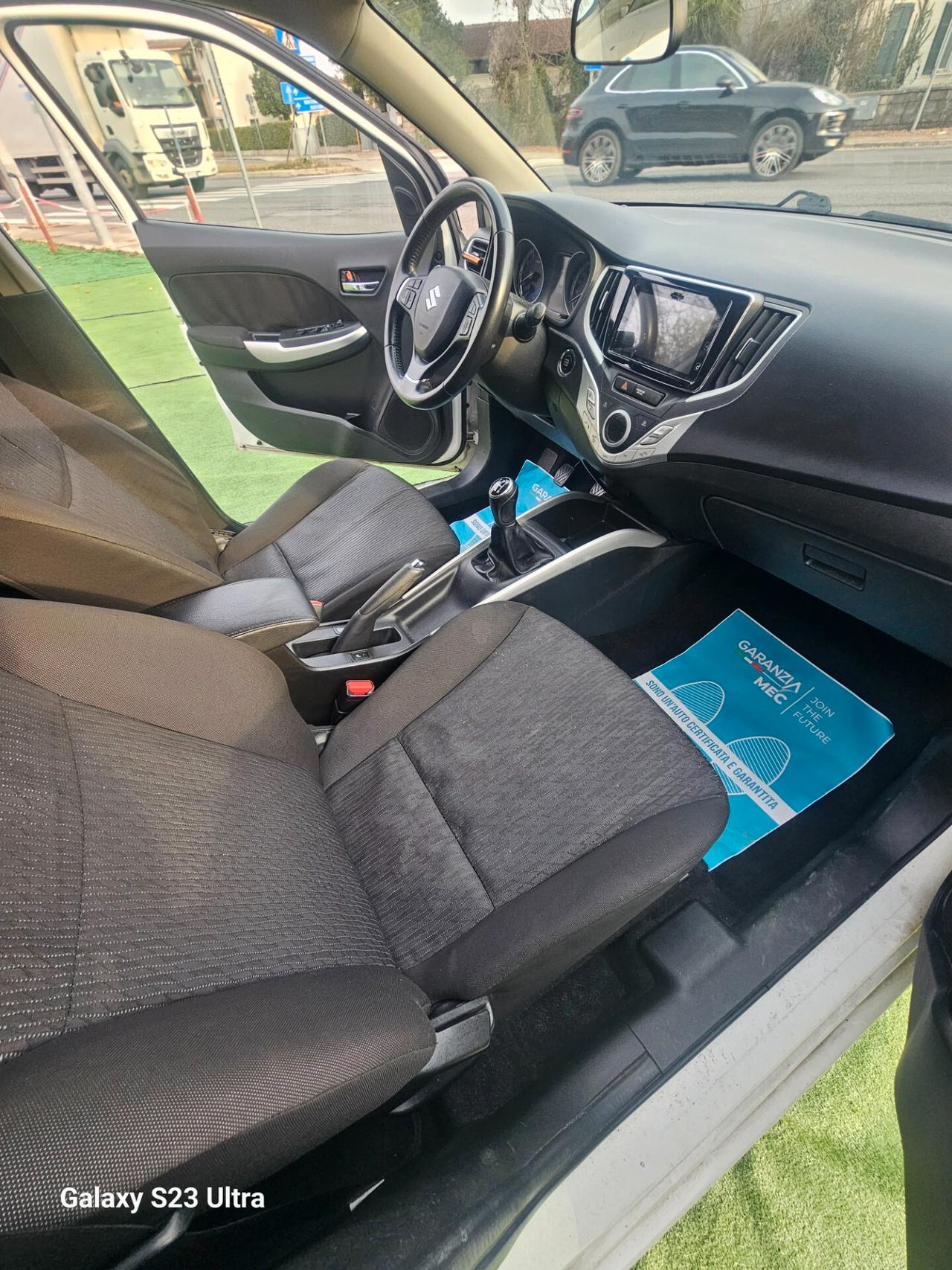 Suzuki Baleno 1.2 Hybrid B-Top